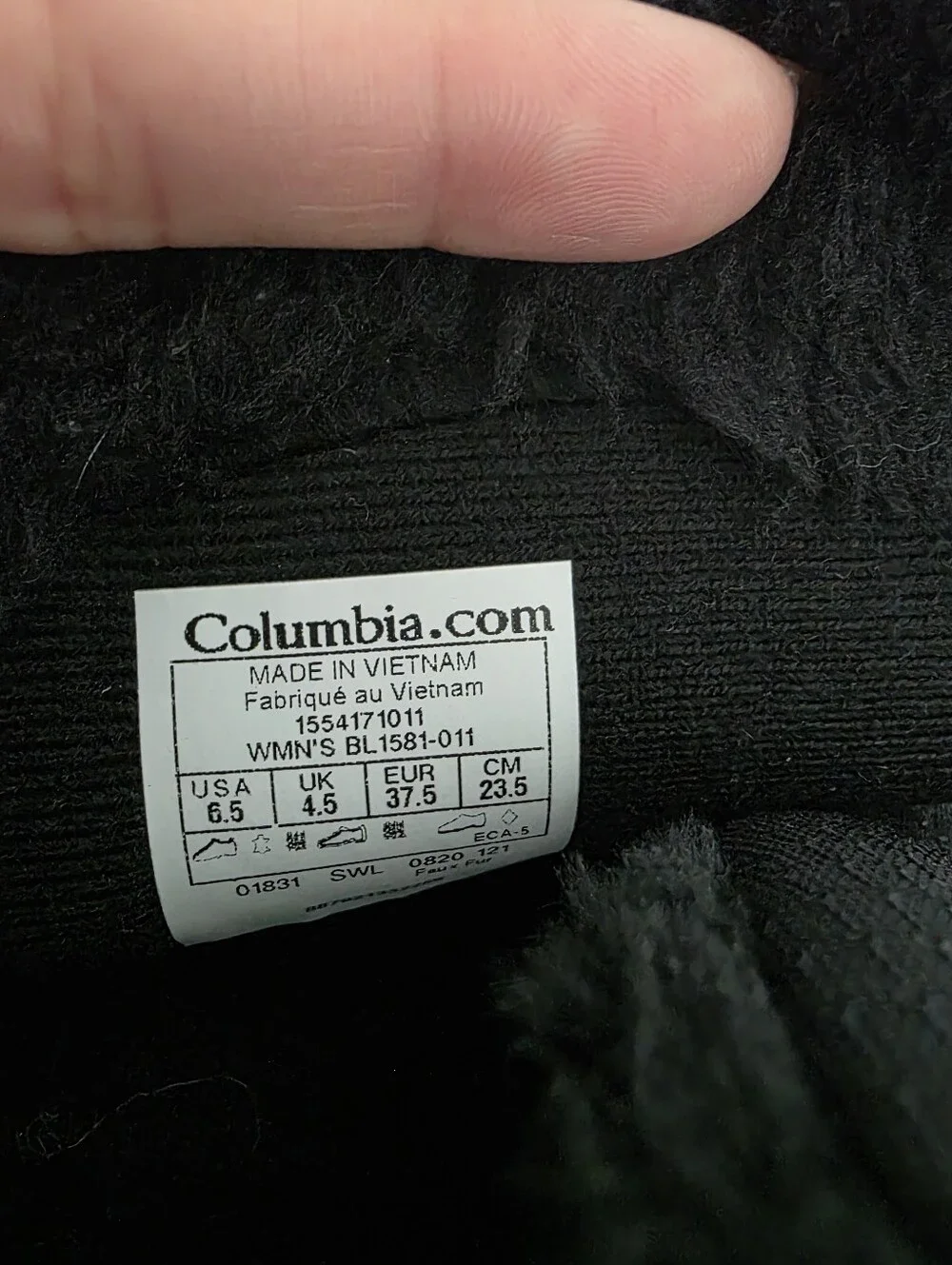 Columbia Women’s Black Waterproof Winter Boots with Faux Fur